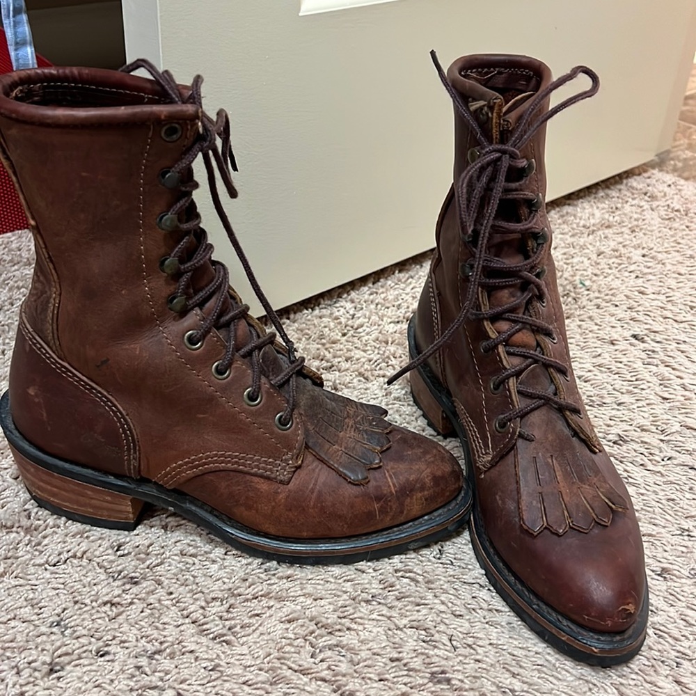 COPY - Leather boots. Women size 6 1/2 Man made.